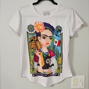 Frida Kahlo  Tee NWOT